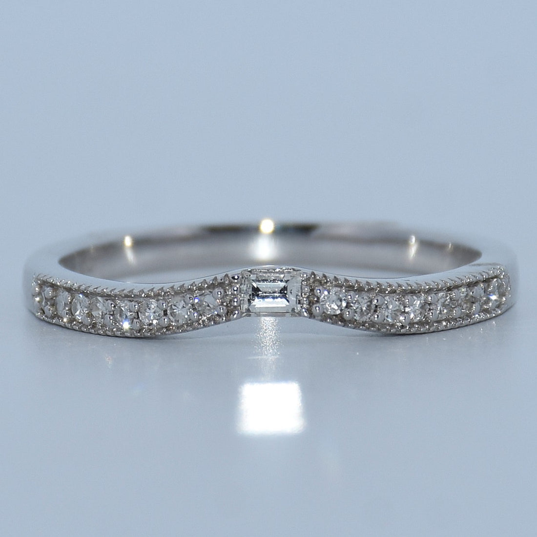 14K Gold | 0.13cttw WG Shadow Band with Bgt Center Natural Diamond Ring