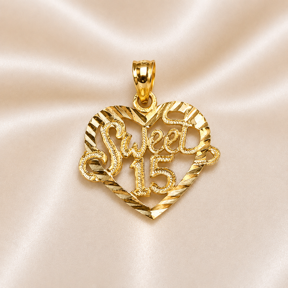 14K Gold | Diamond-Cut Sweet 15 Heart Pendant