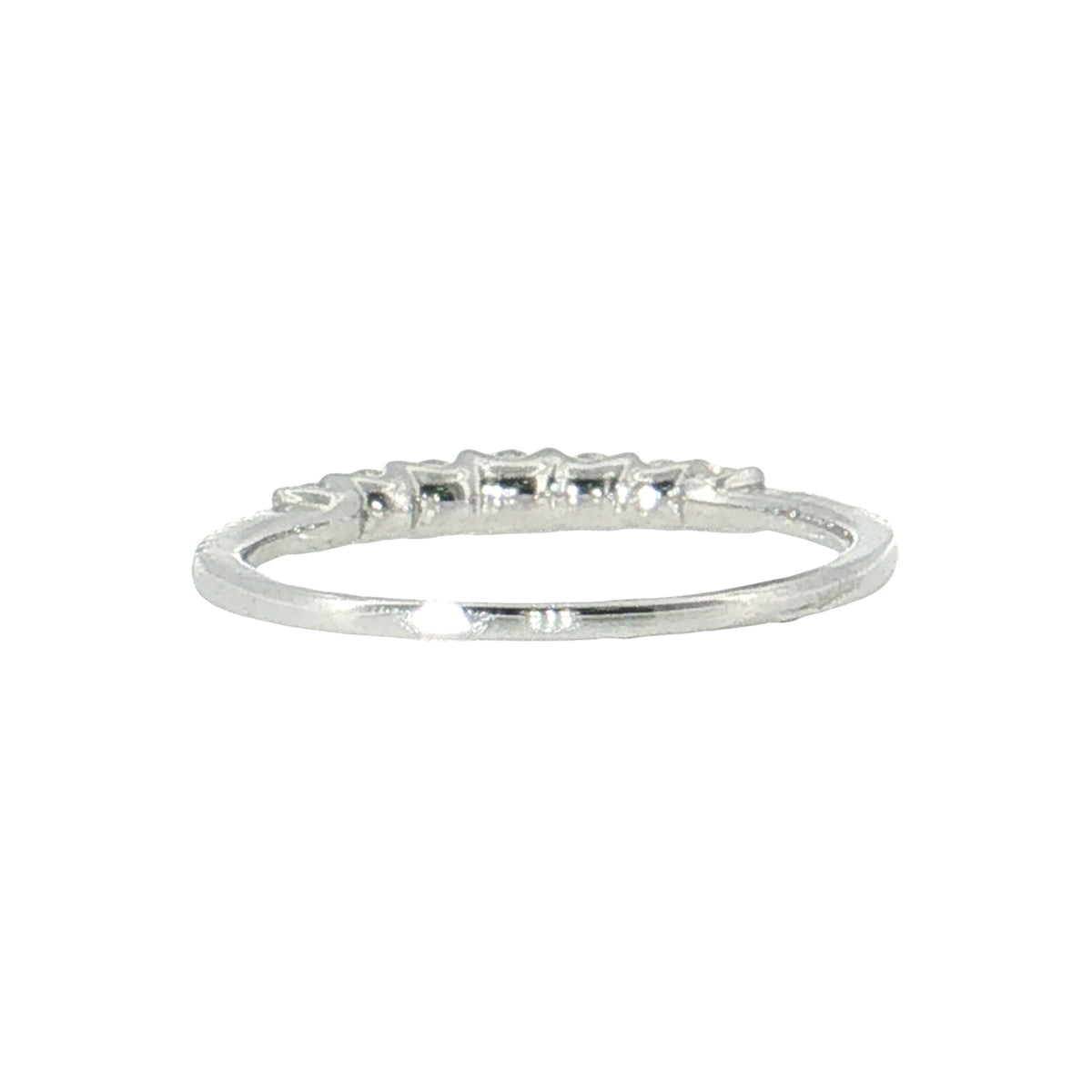 14K Gold Graduated Diamond Band | 0.37 cttw Natural Diamonds