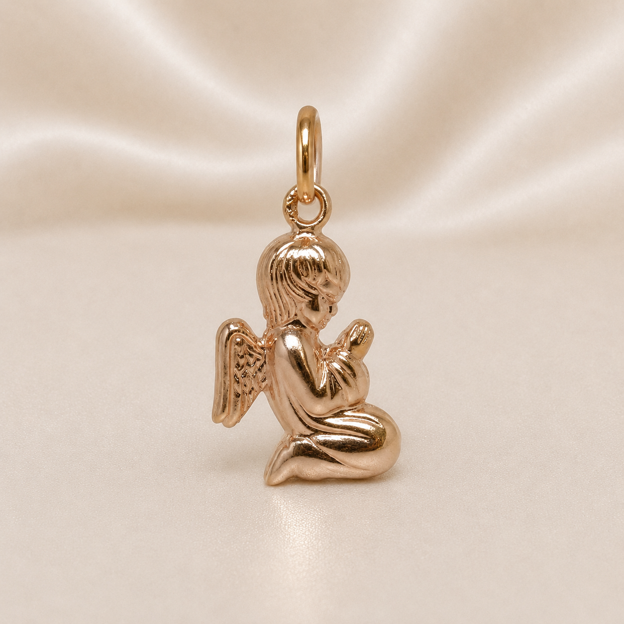 19.2K Portuguese Gold | Angel Pendant