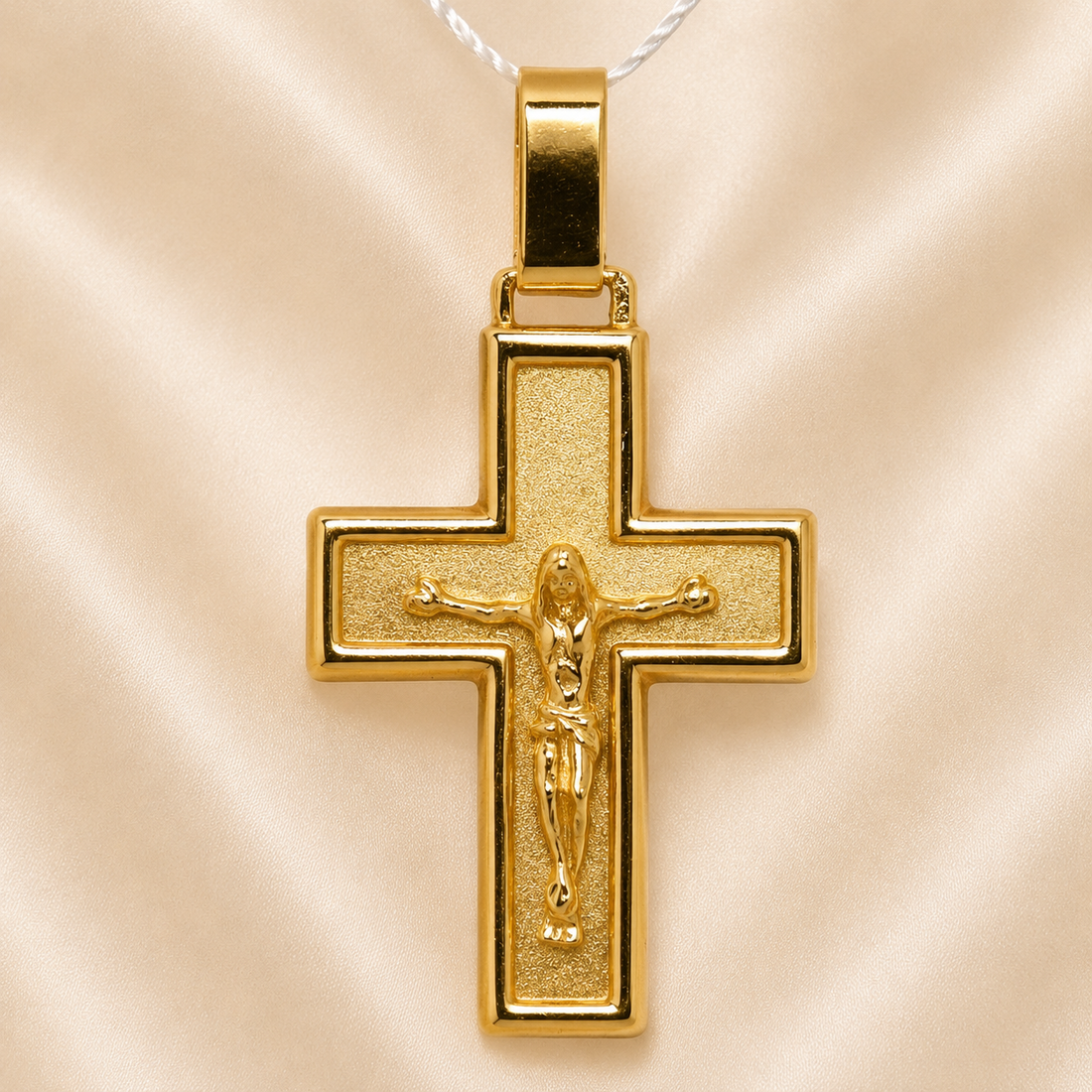 19.2K Portuguese Gold | Bezel Cross Pendant