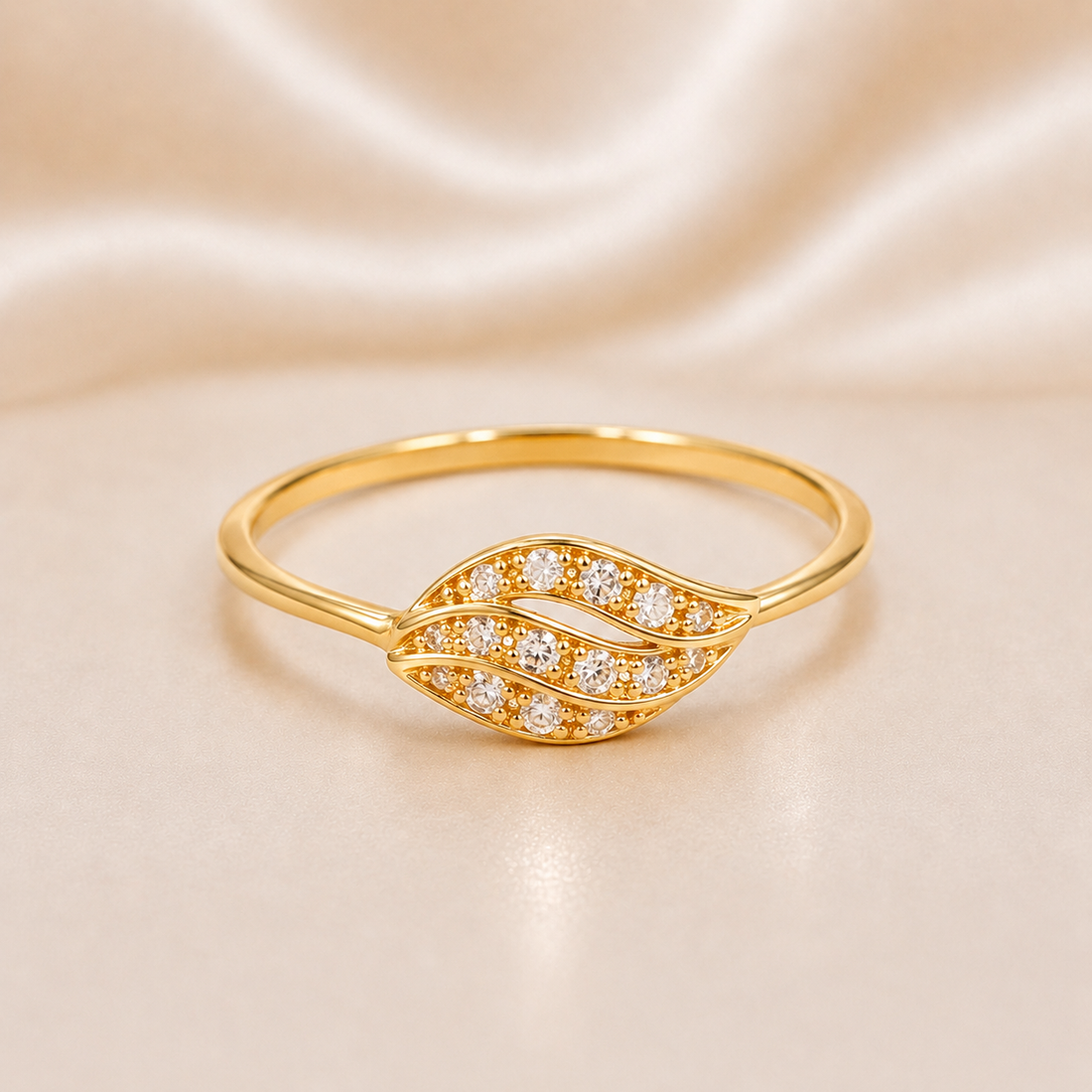 19.2K Portuguese Gold | Dainty Leaf CZ Ring 