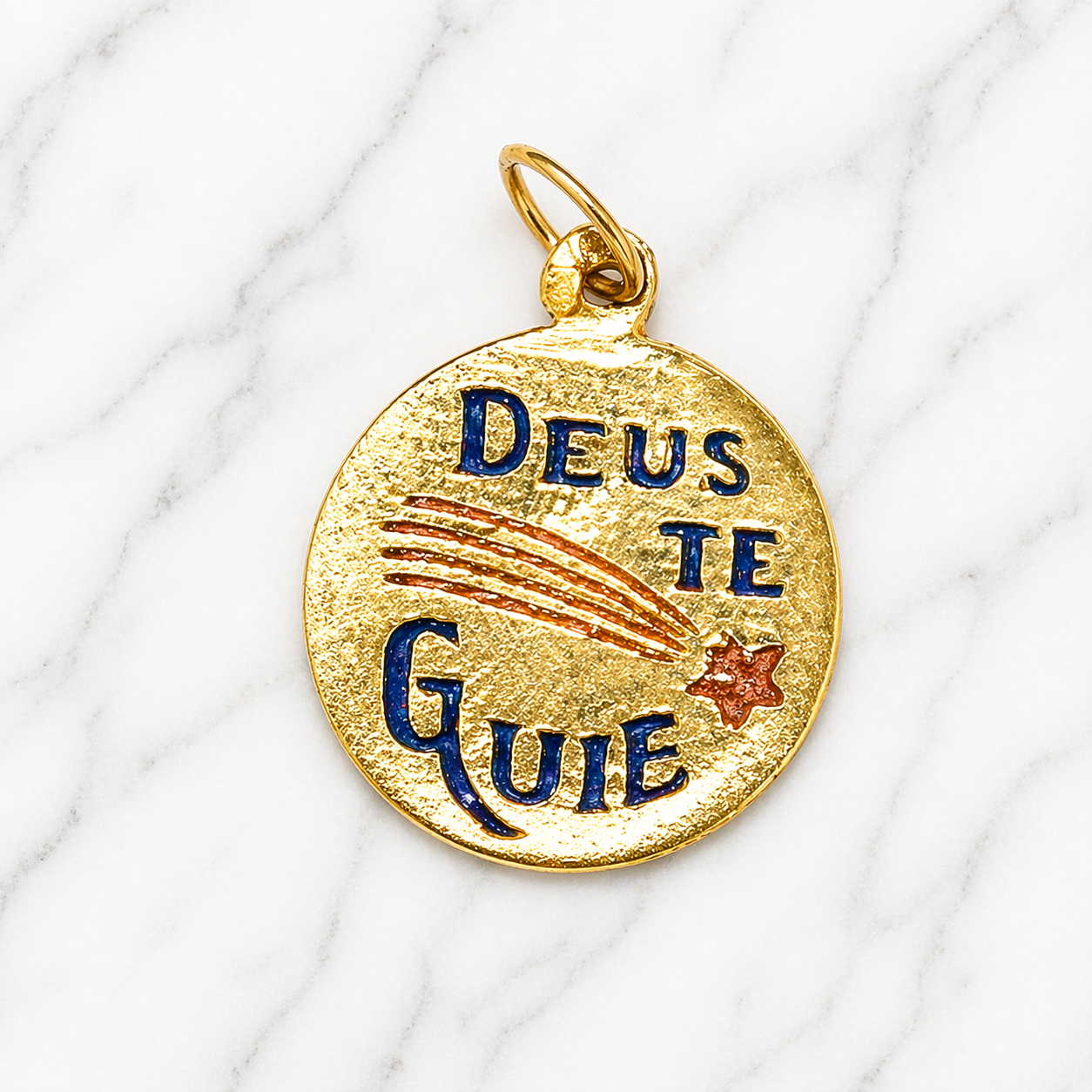 Gold pendant with 'DEUS TE GUIE' text on a white background 19.2K Portuguese Gold | Deus te Guie Charm