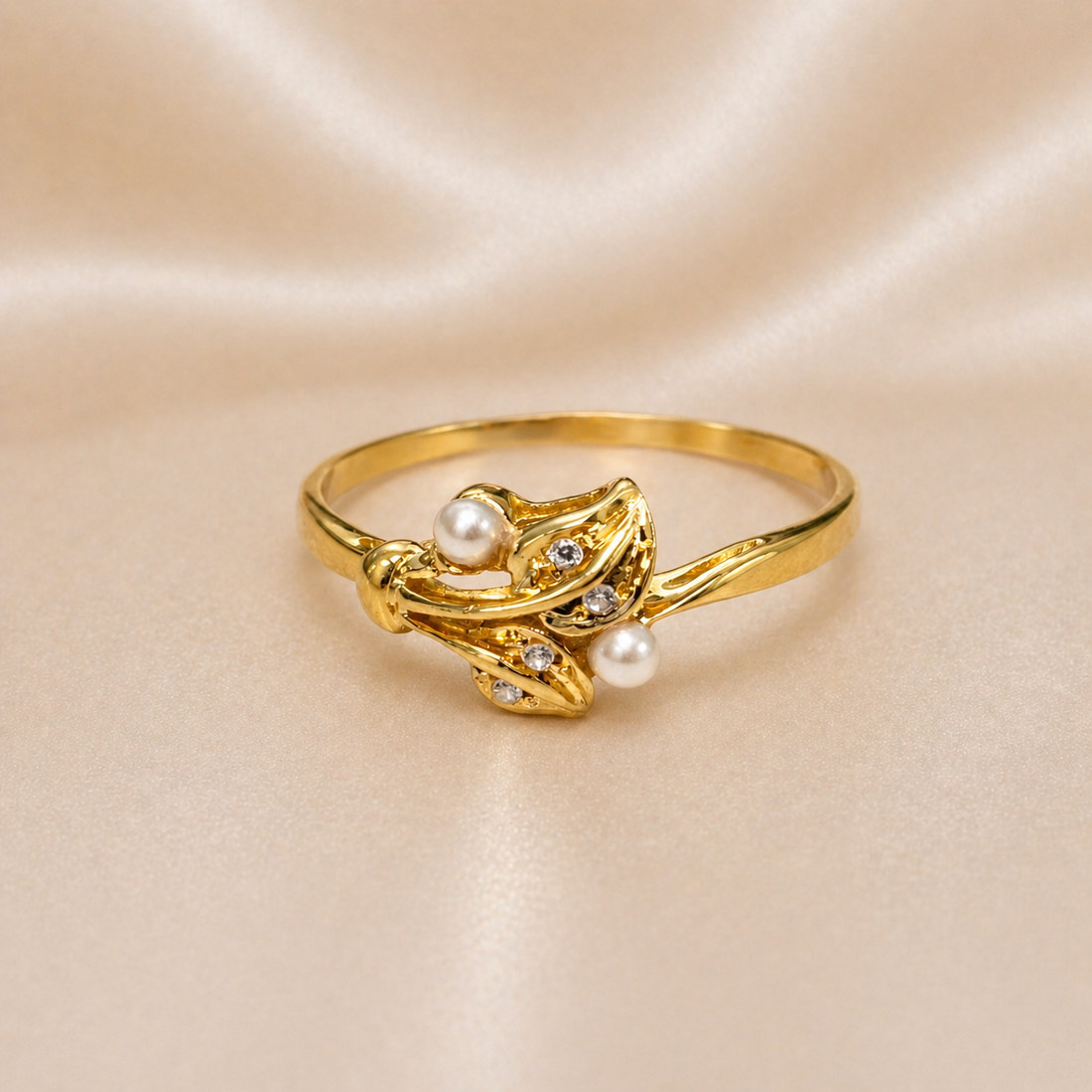 19.2K Portuguese Gold Female Vintage Leaf Pearl Cluster Ring Art Deco