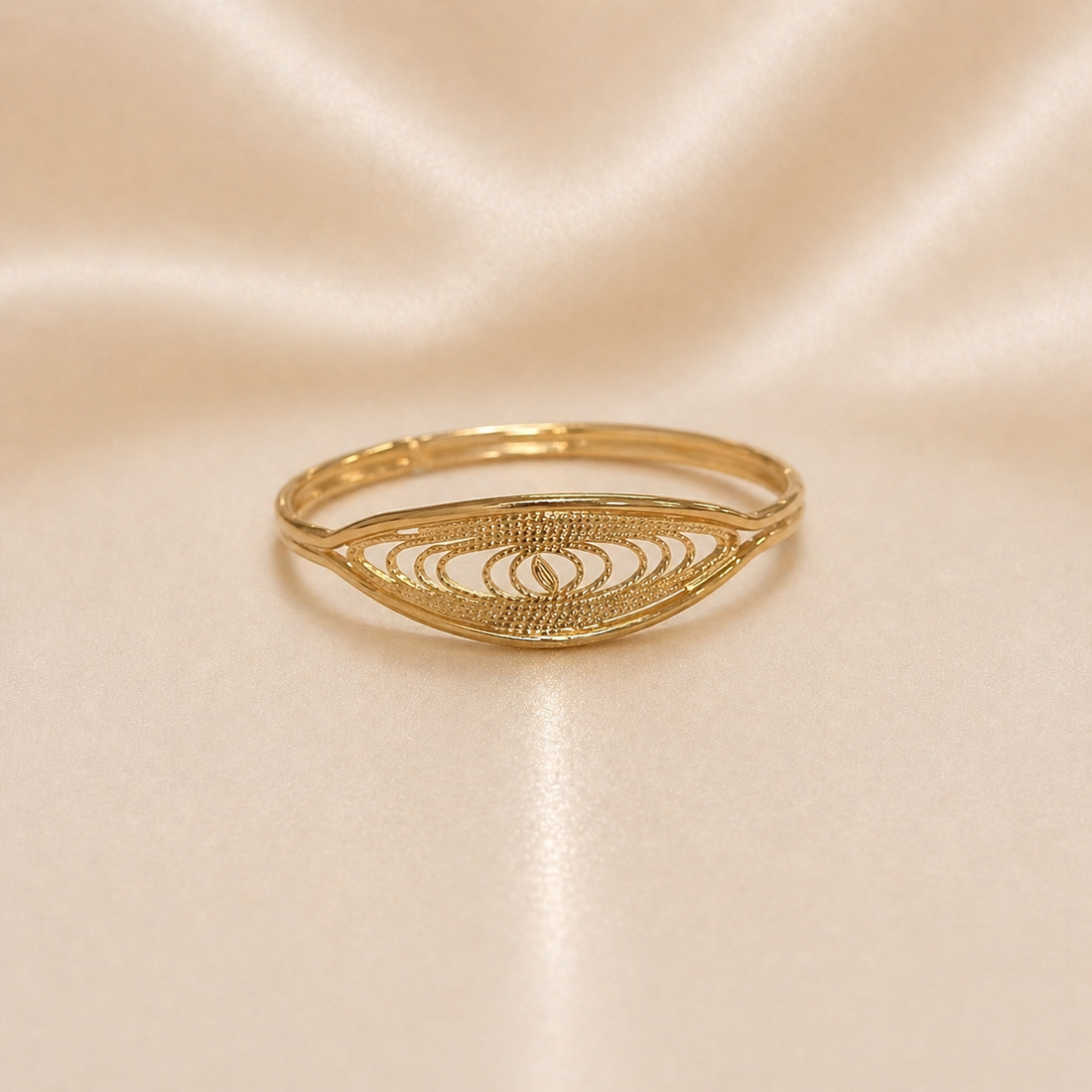 Dainty Gold Oval Pattern Ring Minimal Gold Swirl Stackable Gold Statement Ring Eye-Shaped 19.2K Portuguese Gold | Filigree Navette Ring