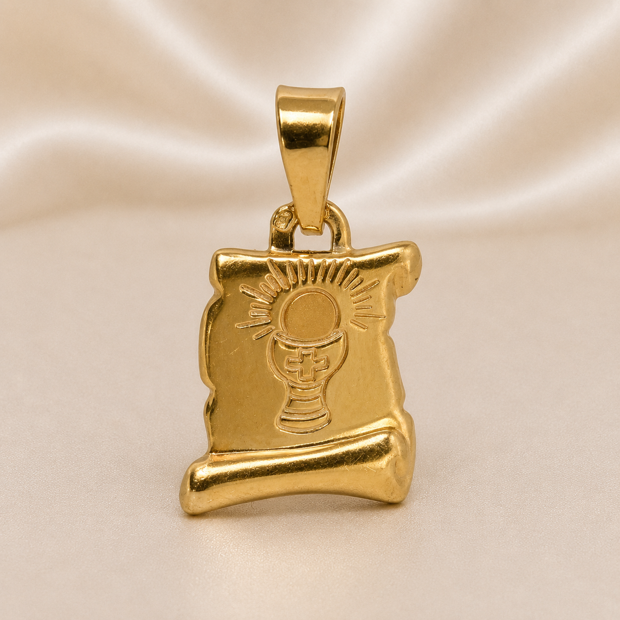 19.2K Portuguese Gold | First Communion Chalice Scroll Pendant