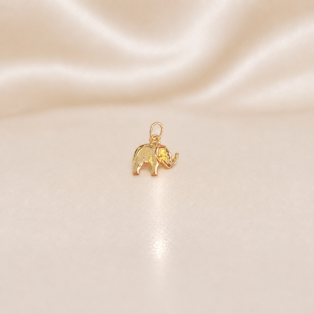 19.2K Portuguese Gold | Flat Elephant Charm with Raised Trunk