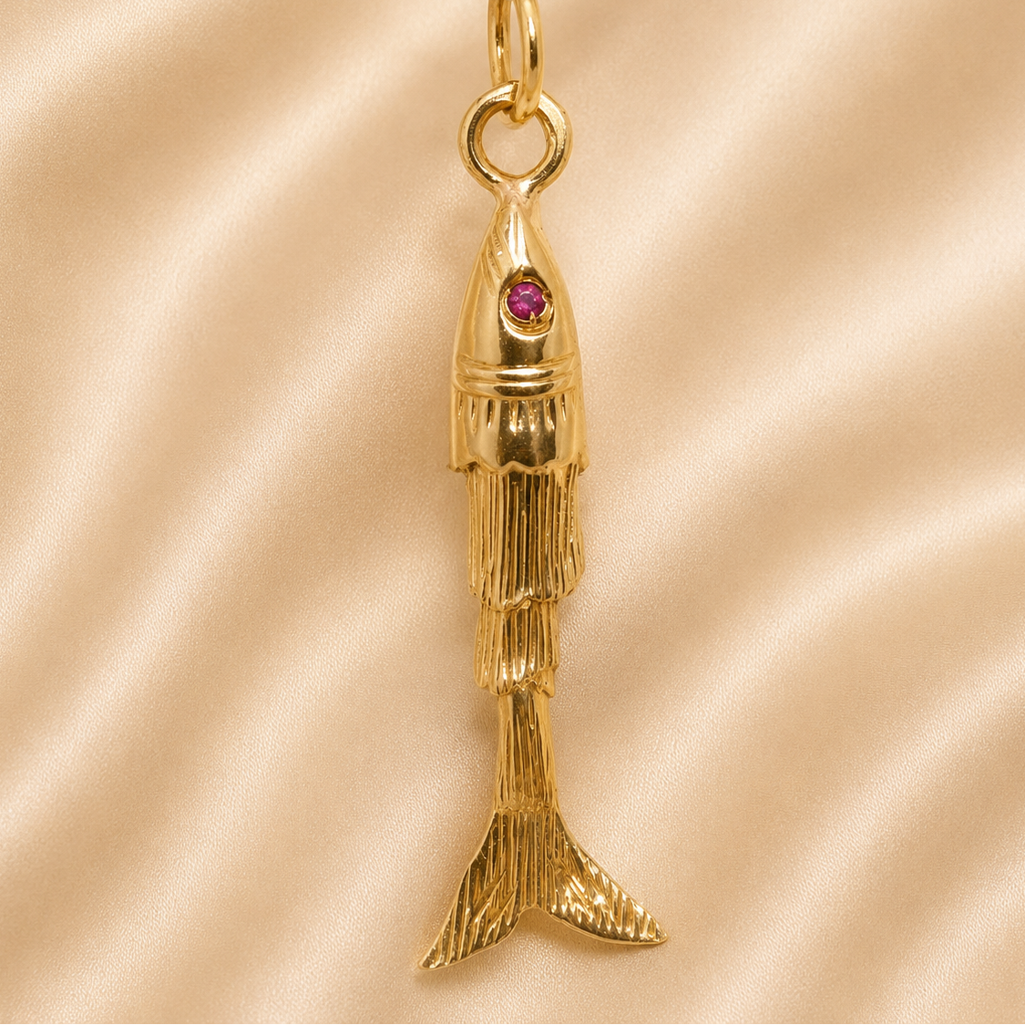 19.2K Portuguese Gold | Floppin Fish Charm