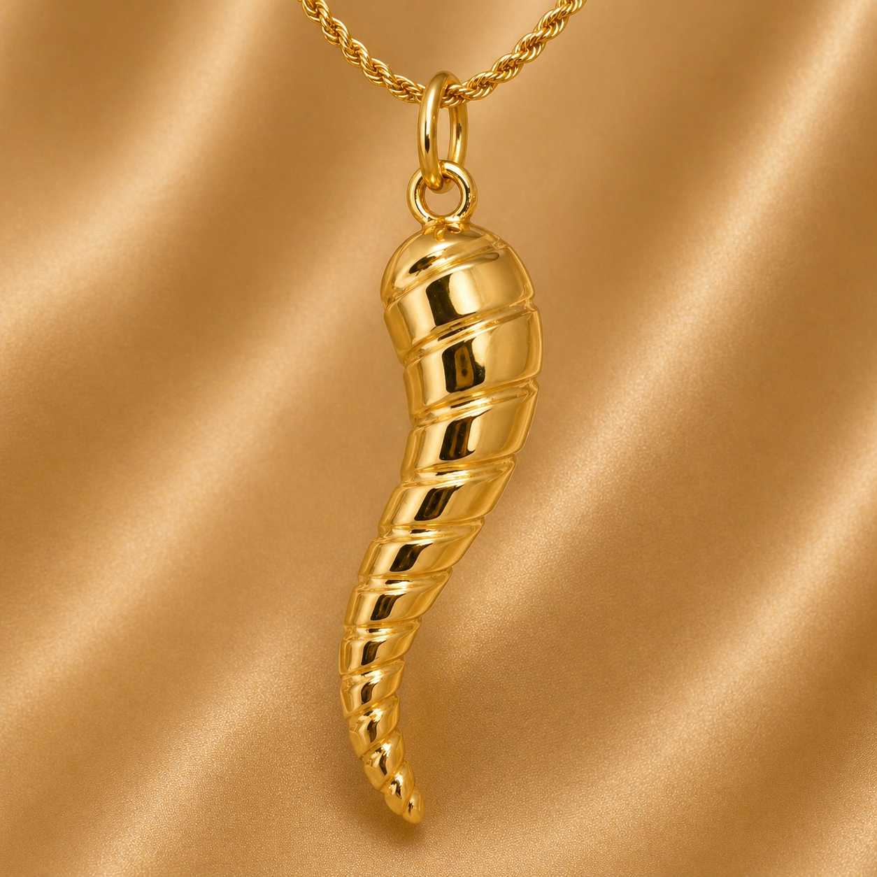 19.2K Portuguese Gold | Horn of Plenty Ridged Pattern Charm