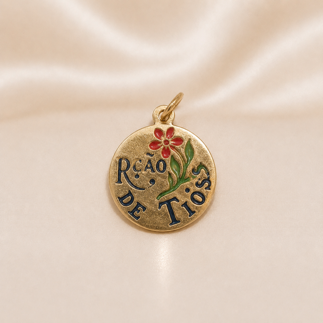 19.2K Portuguese Gold | Large Rcao De Tios ( Aunt and Uncle ) Charm