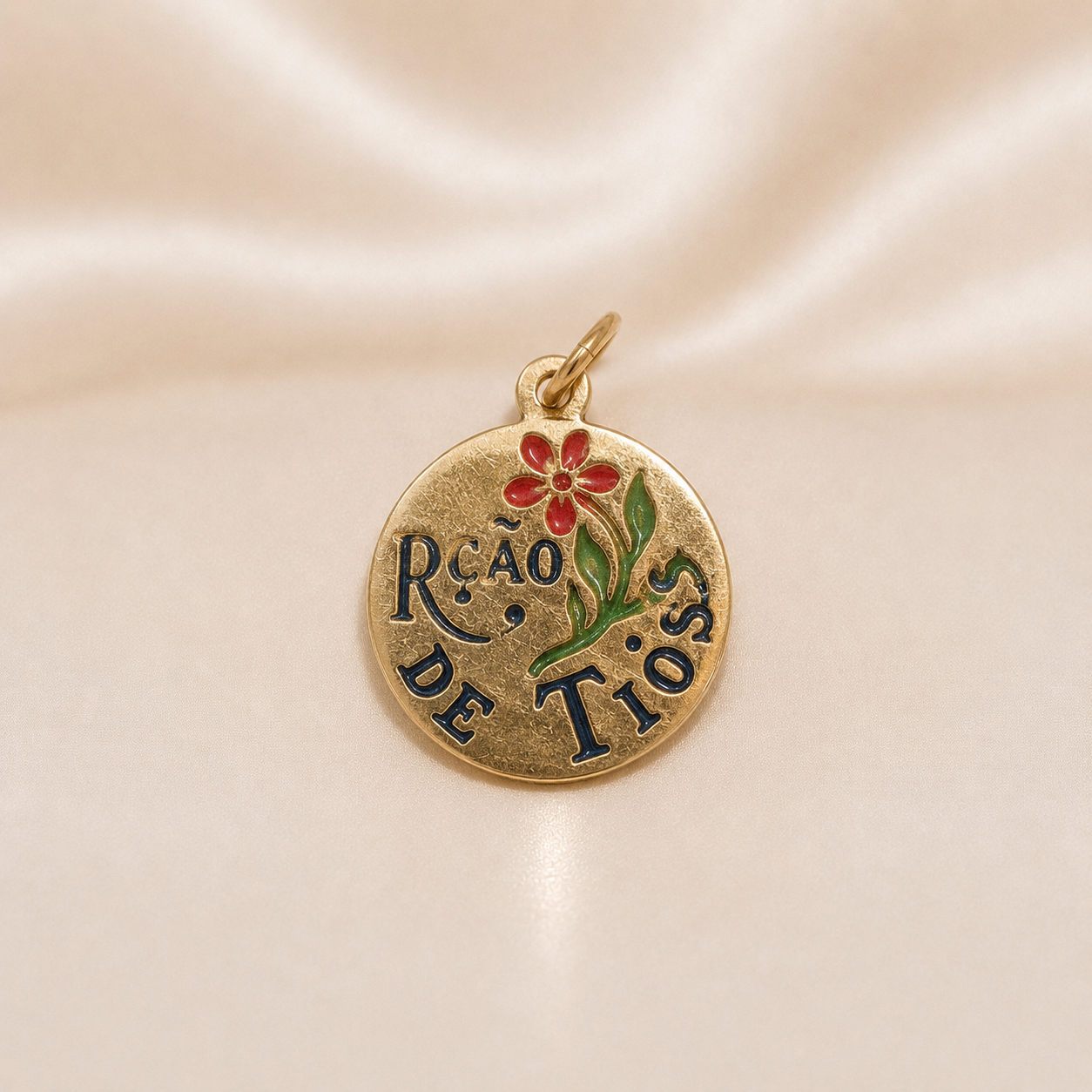 19.2K Portuguese Gold | Large Rcao De Tios ( Aunt and Uncle ) Charm