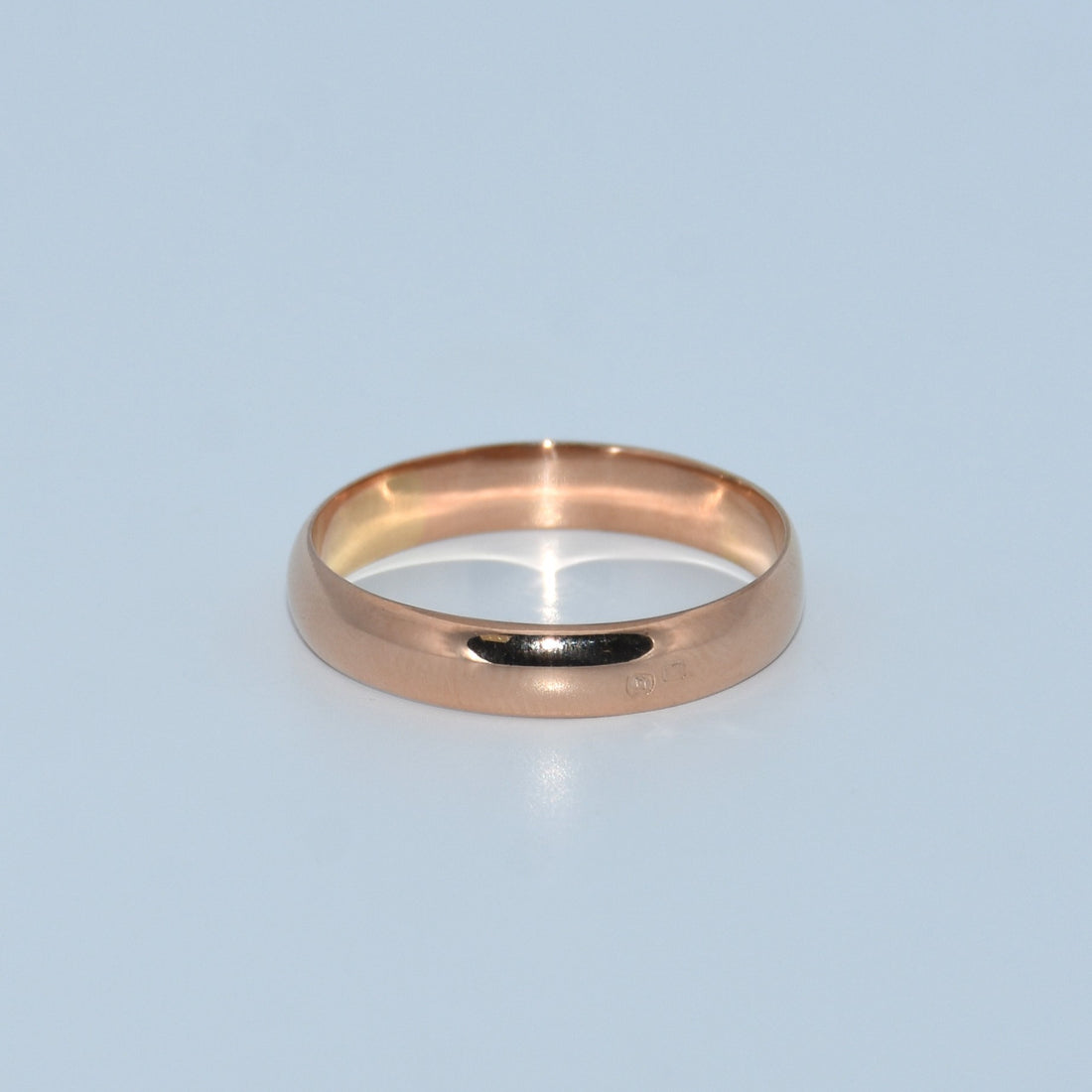 19.2K Portuguese Gold | Polished Raised Dome Wedding Band