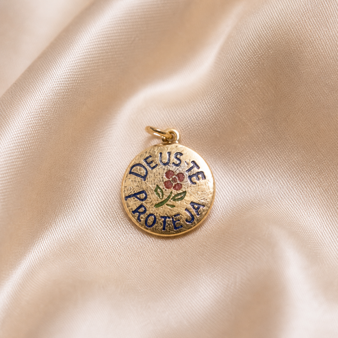 19.2K Portuguese Gold | Round Deus-Te Proteja Charm God Protect You Charm Gift Gold Pendant 