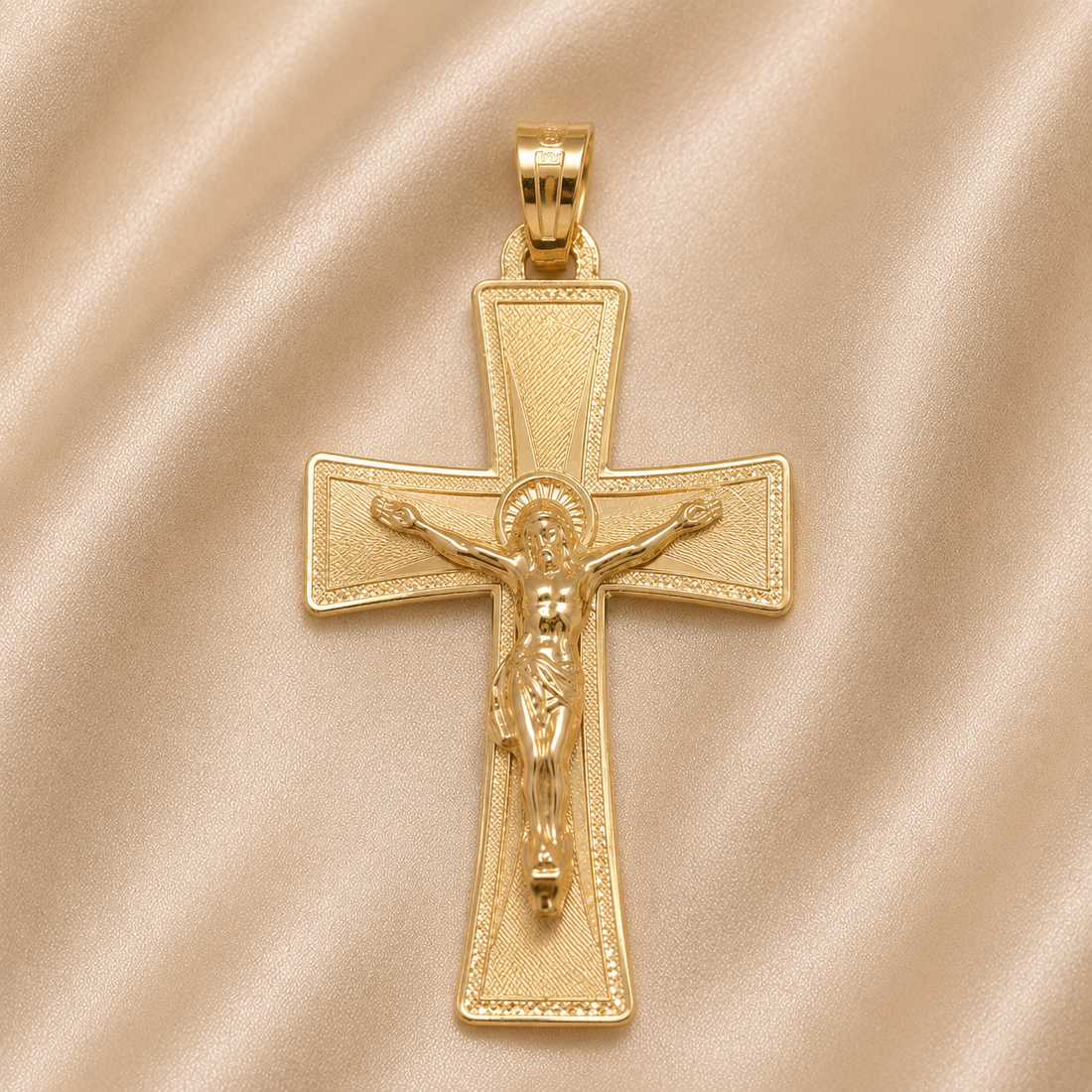 19.2K Portuguese Gold | Satin Finish Crucifix Pendant