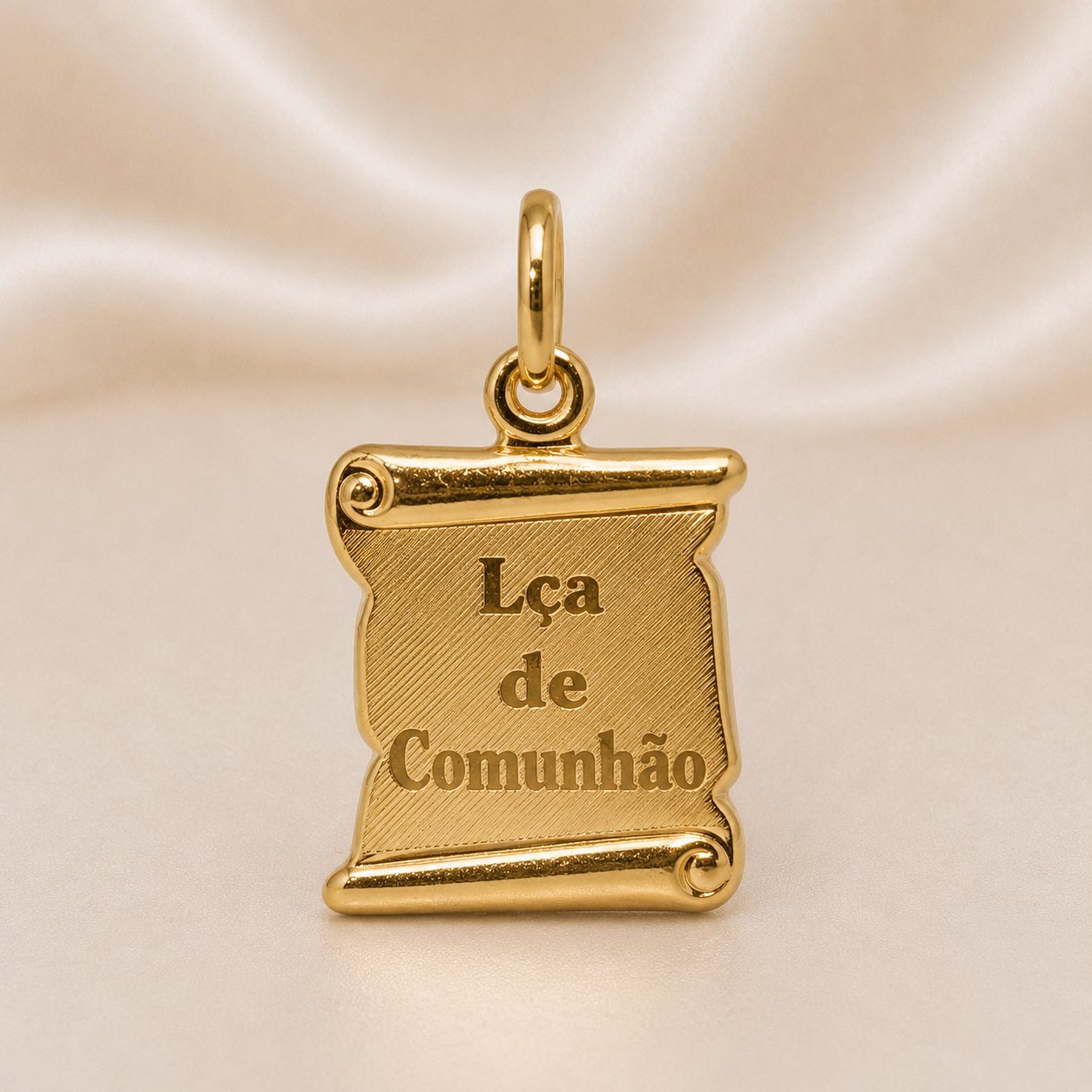 19.2K Portuguese Gold | Scroll Lca De Comunhao Pendant