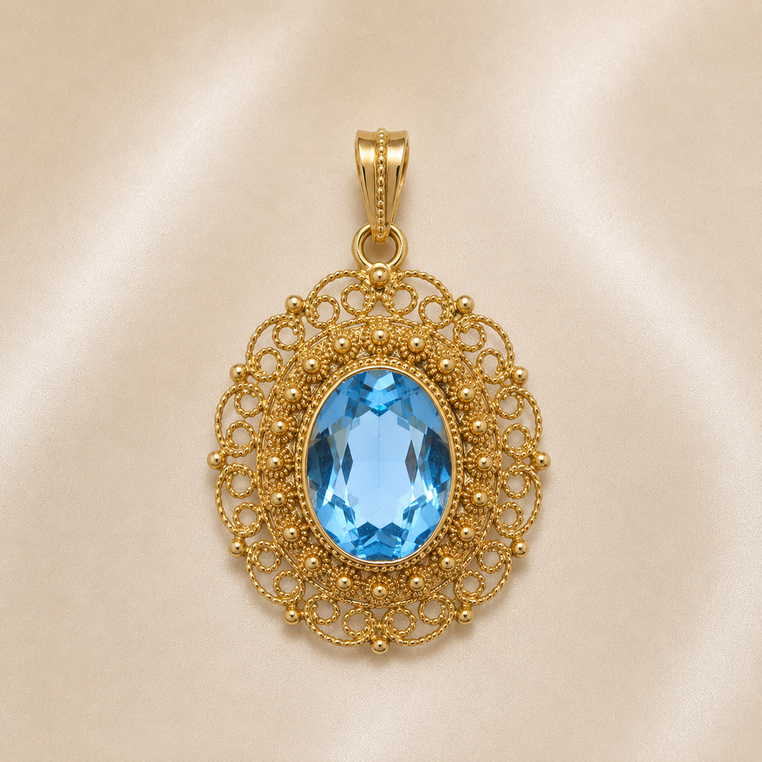 19.2K Portuguese Gold | Small Oval Pendant with Blue Stone