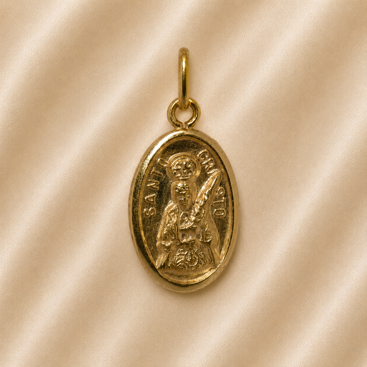 19.2K Portuguese Gold | Small Santo Cristo Charm
