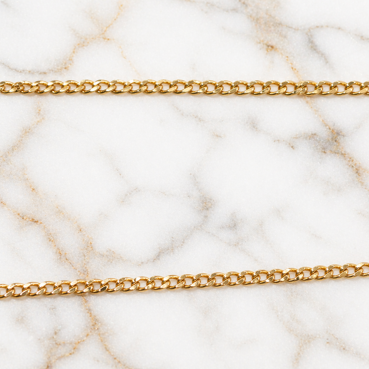 19.2K Portuguese Gold | Thin Curb Chains