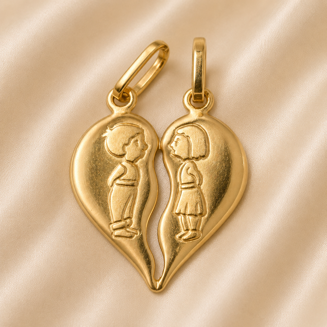 19.2K Portuguese Gold | Two Piece Heart Charm