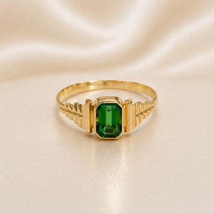19.2K Portuguese Gold | Vintage Art Deco Emerald Cut Green Stone Ring