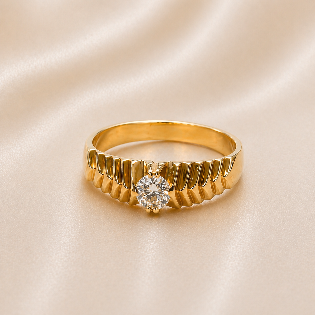 19.2K Portuguese Gold | Vintage Fluted Solitaire Ring