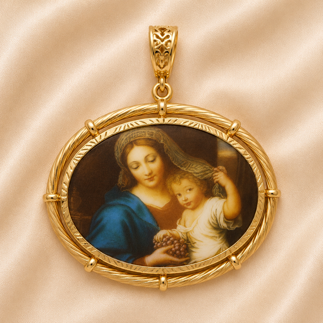 19.2K Portuguese Gold | Vintage Mary And Jesus Pendant