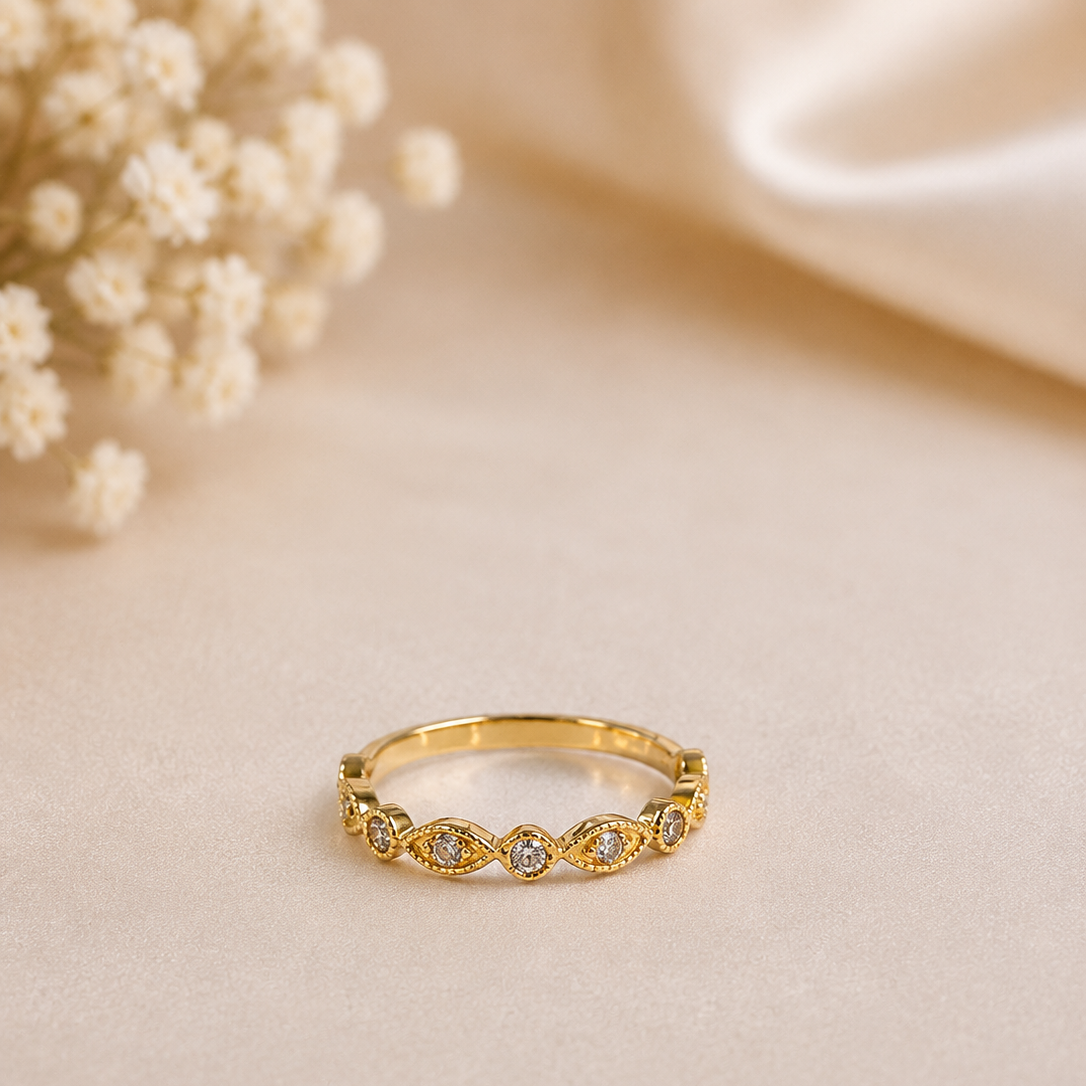 19.2K Portuguese Gold | Vintage Milgrain Marquise and Round Wedding Band