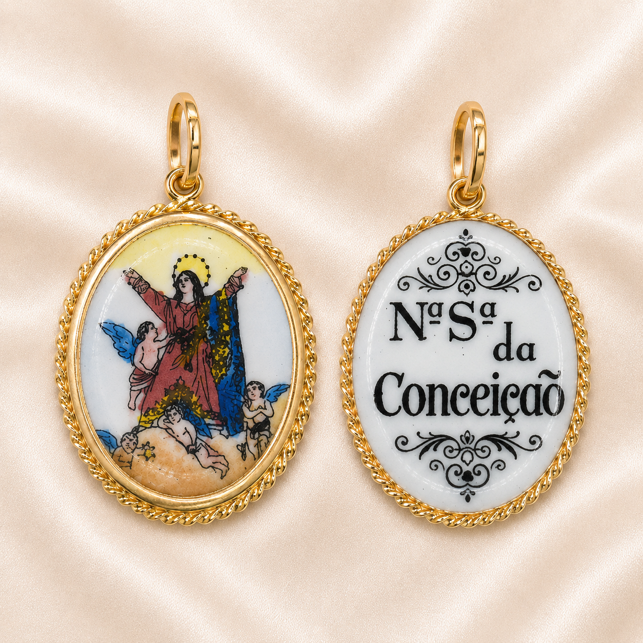 19.2K Portuguese Gold | Vintage Our Lady of the Assumption Pendant