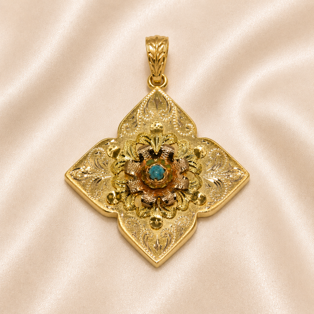 19.2K Portuguese Gold | Vintage Turquoise Photo Pendant