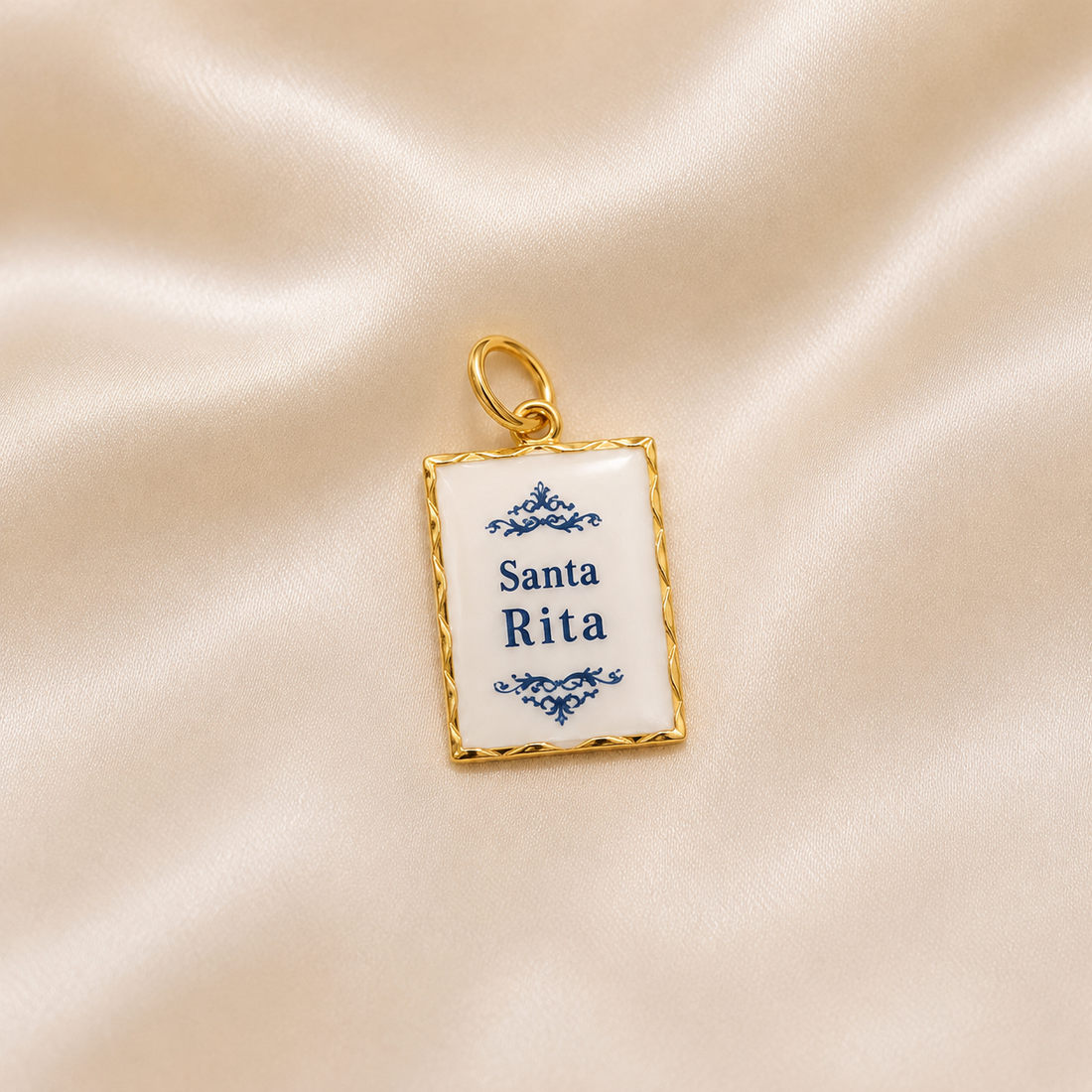 Back of pendant 19.2K Portuguese Gold | Square Saint Rita Pendant