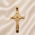 19.2K Portuguese Gold | Solid Detailed Jesus with Round Background Cross Pendant