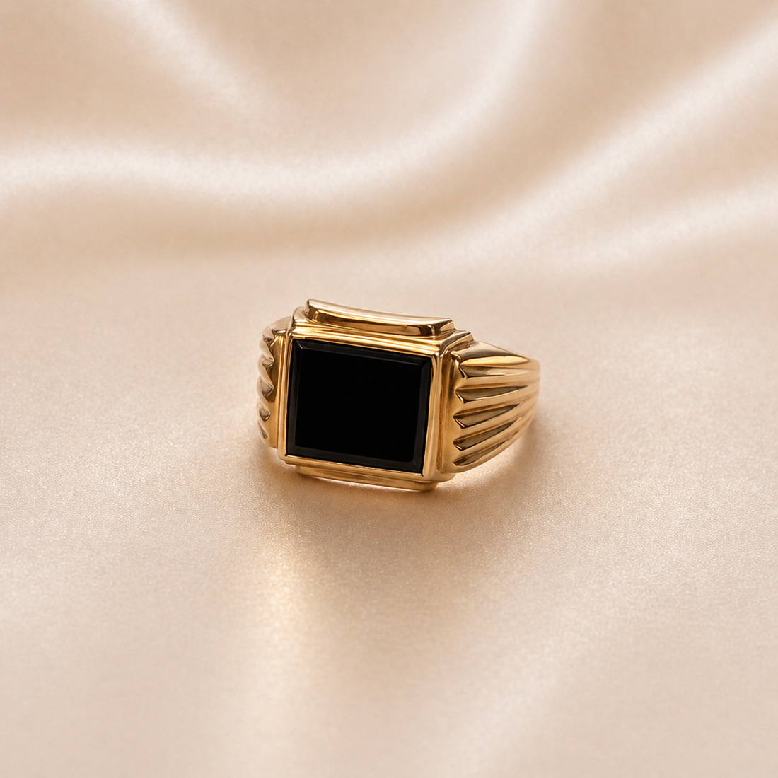 19.2K Portuguese Gold | Vintage Art Deco Black Onyx Signet Ring