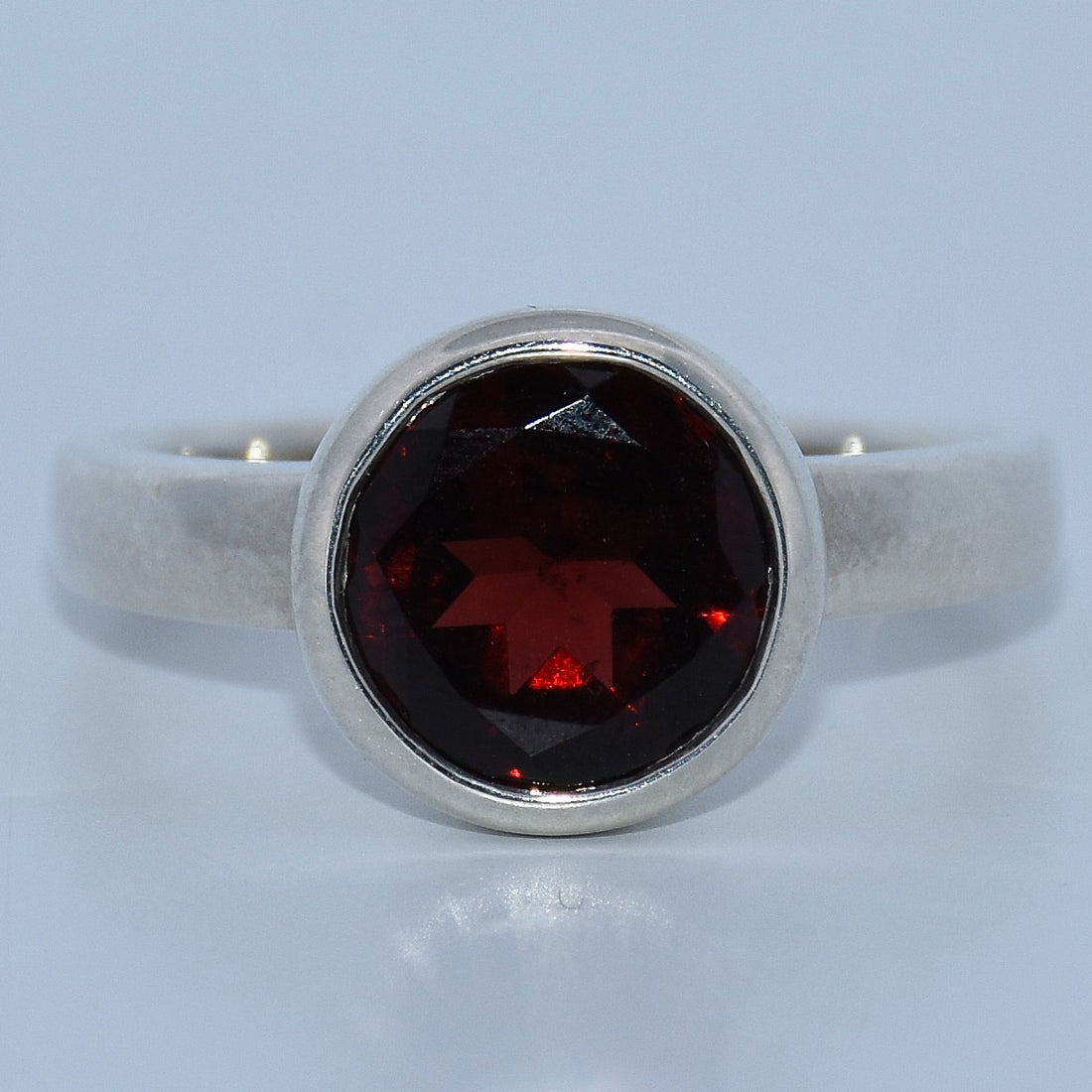 Sterling Silver | Natural 2.37ct Garnet Bezel Set Ring