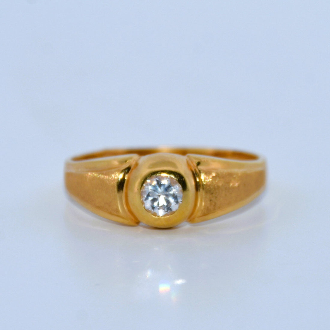 19.2K Portuguese Gold | Bezel Round CZ Ring