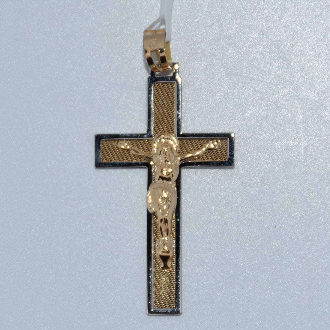 19.2K Portuguese Gold | Two-Tone Crucifix Pendant