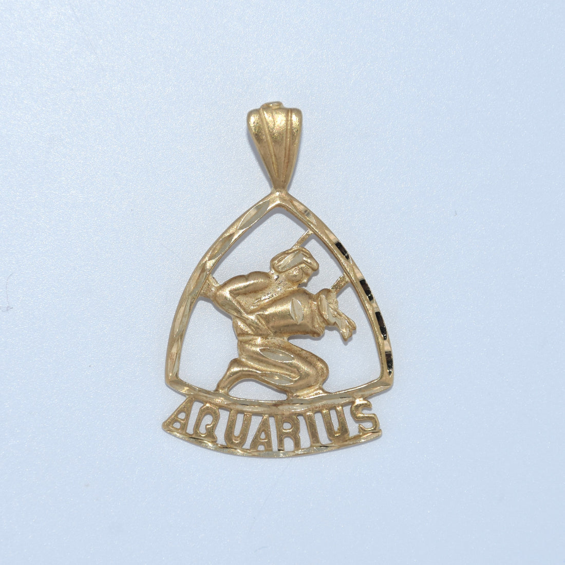14K Gold | YG Cut Out Aquarius Pendant