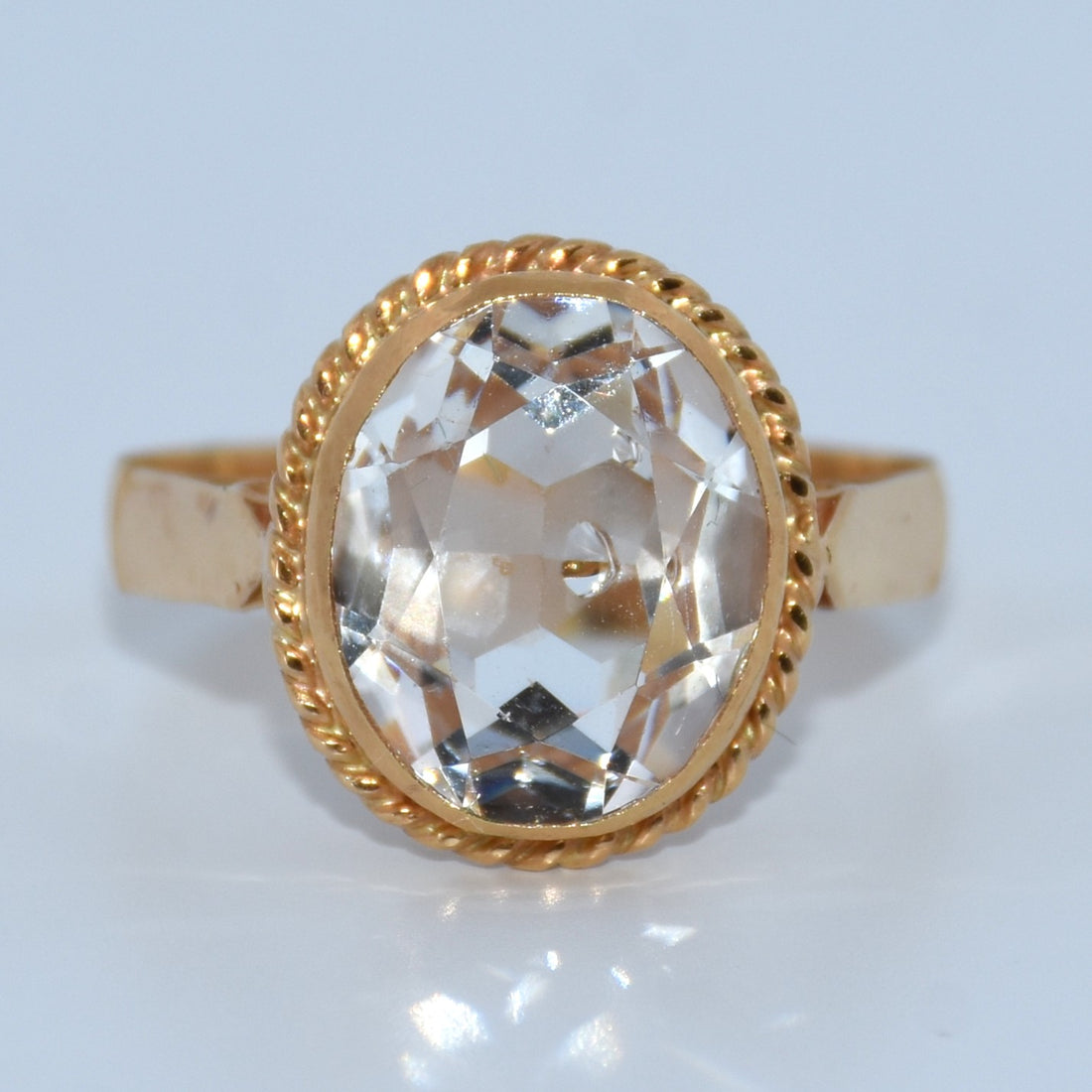 19.2K Portuguese Gold | Vintage Crystal Ring