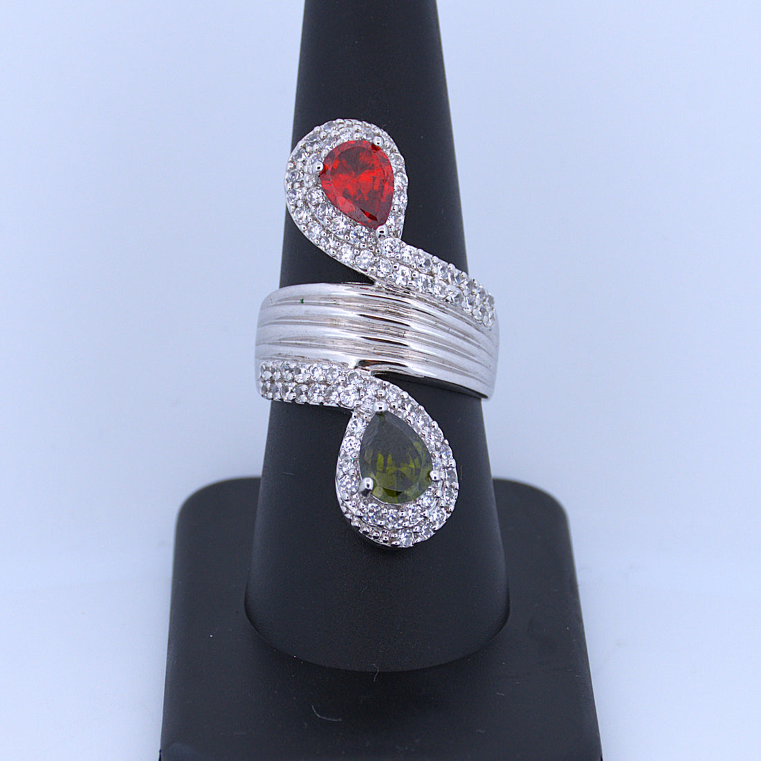 Sterling Silver | Garnet and Peridot Stretch Ring