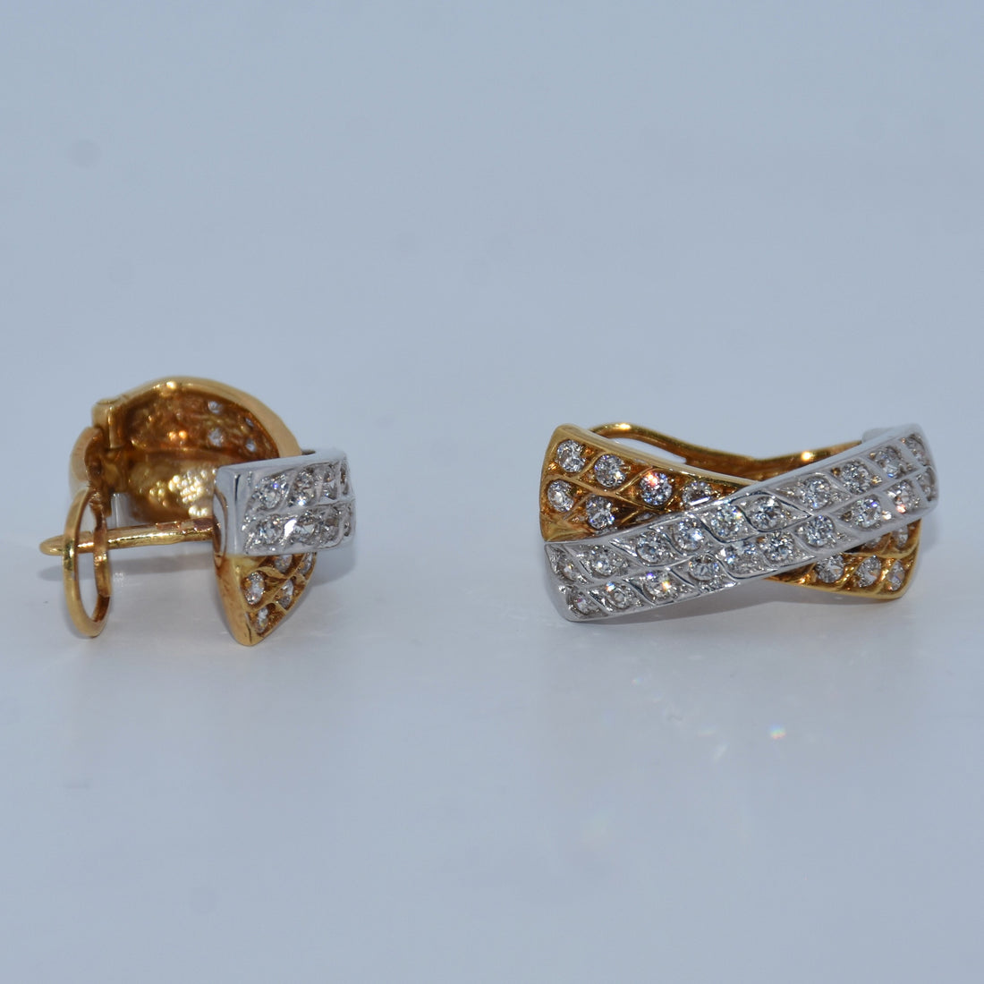 19.2K Portuguese Gold | White and Yellow Gold X Earrings