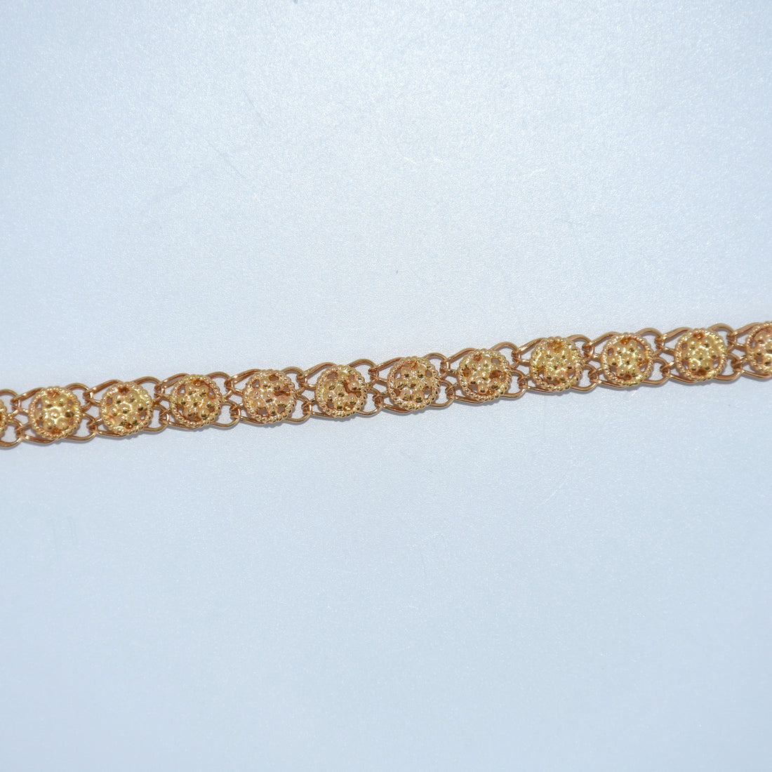 19.2K Portuguese Gold | Vintage Circle Design Bracelet