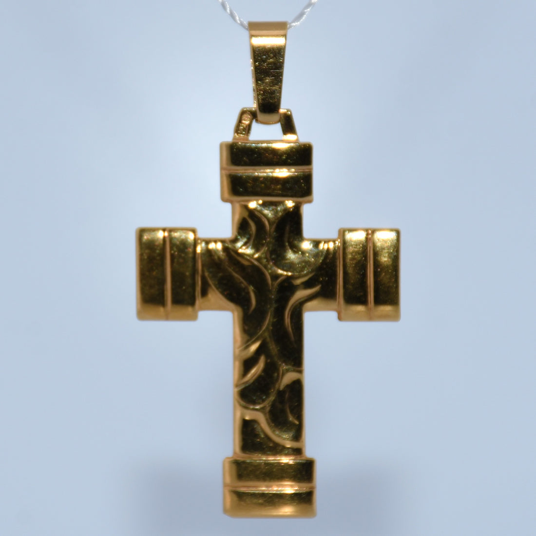 19.2K Portuguese Gold | Large Detailed Flat Cross Pendant