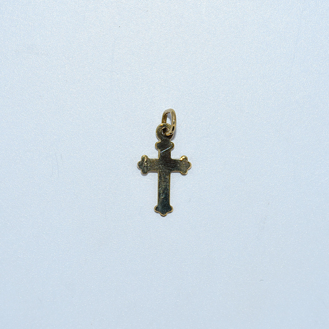 14K Gold | YG Tiny Budded Cross Pendant