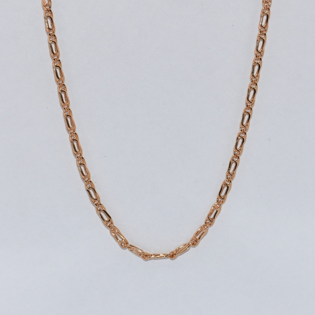 19.2K Portuguese Gold | Hollow Twist Paperclip Chains