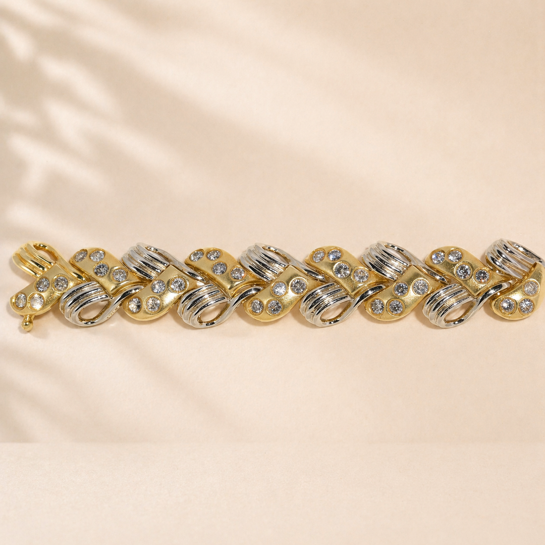 Shop the 14K Gold YG 2.64ct Natural Diamond Heart Bracelet at Paradise Jewelry. Stunning yellow gold bracelet with sparkling natural diamonds and romantic heart design.