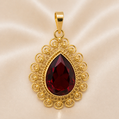19.2K Portuguese Gold | Teardrop Pendant with Garnett Stone