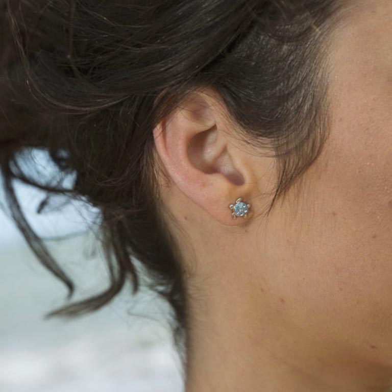 Ocean | Sterling Silver Stud Turtle Aqua Crystal Earrings
