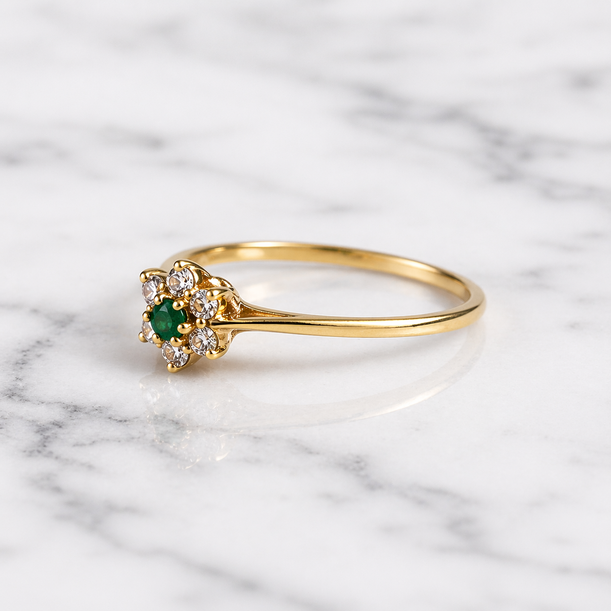 Side view of 19.2k portuguese gold vintage ring floral cluster