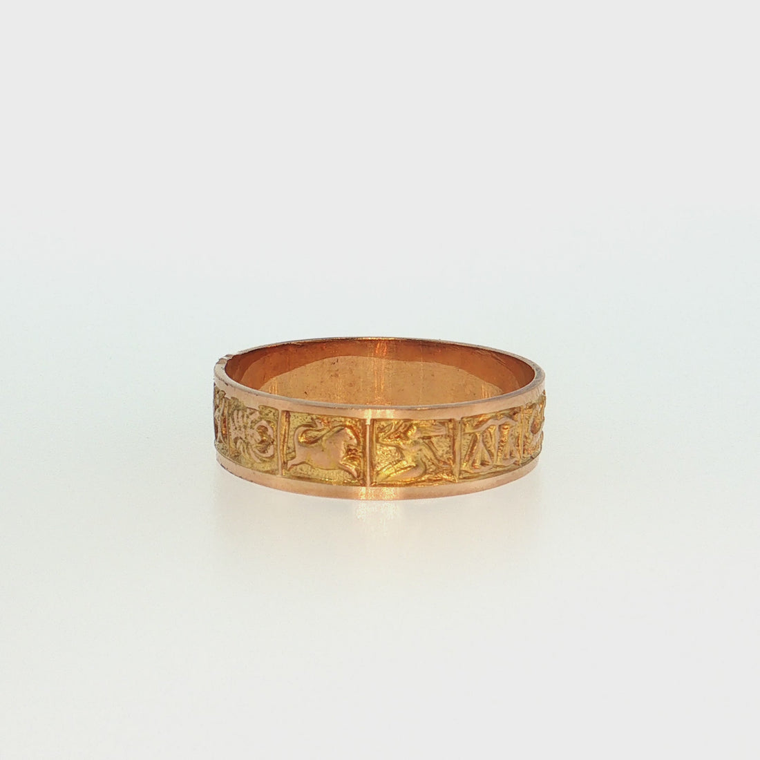 19.2K Portuguese Gold | Zodiac Carved